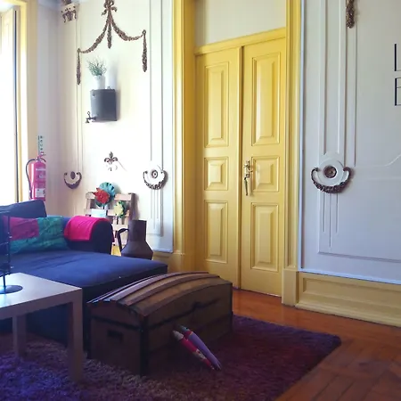 Refuge In Santa Marta リスボン