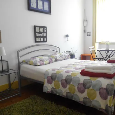 Refuge In Santa Marta ゲストハウス リスボン